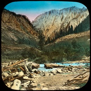 Vista entre Sonamarg y Baltal, Cachemira, India, finales del siglo XIX o principios del siglo XX de Unbekannt