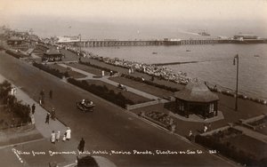 Vista desde el Hotel Beaumont Hall, Marine Parade, Clacton-on-Sea, c1925 de Unbekannt