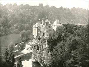Castillo de Walzin, Dinant, Bélgica, 1895