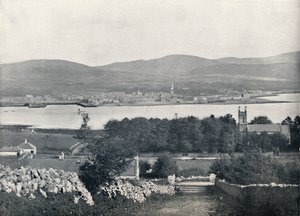 Warrenpoint - Desde Omeath, en el lado opuesto de Carlingford Lough, 1895 de Unbekannt