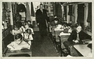 Cuando la escuela llega a los niños - Las escuelas itinerantes proporcionan una educación completamente moderna