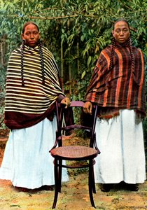 Jóvenes mujeres Hova, Madagascar, finales del siglo XIX