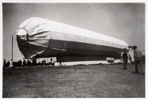 Zeppelin LZ 5 en Goeppingen, Alemania, 1909 de Unbekannt