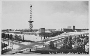 Salas de exposiciones y torre de radiodifusión, Charlottenburg, Berlín, c.1930 de Unbekannt Unbekannt