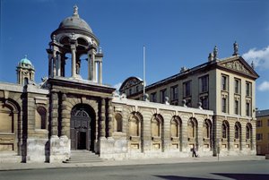 Exterior del patio frontal del The Queens College, Oxford, construido 1709-34 de Unbekannt Unbekannt
