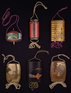 Estuches Inro (dorado y laca)