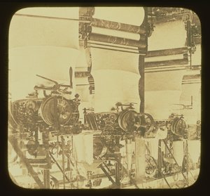 Máquinas de tejer en funcionamiento en la fábrica de lana Wolsey, Leicestershire, c.1850