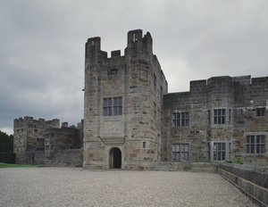 Entrada principal del Castillo Drogo, diseñado por Sir Edwin Lutyens (1869-1944) 1910-30 de Unbekannt Unbekannt