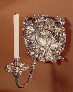 Candelabro, luz única, en estilo anglo-holandés del período de la Restauración. 1668-90 de Unbekannt Unbekannt