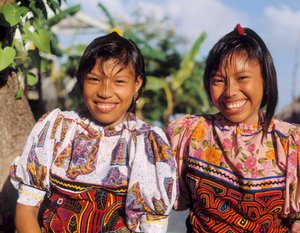 Dos niñas indias Cuna