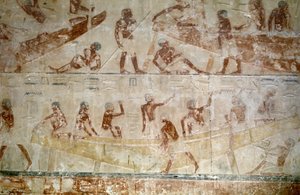 Antiguo Egipto: Saqqarah (o Saqqara o Sakkarah): necrópolis del Antiguo Imperio, tumba de nobles. Detalle de los relieves que representan la construcción de un barco. de Leopold Blonder