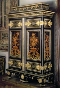 Armoire con decoración de marquetería, París, finales del siglo XVII