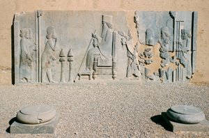 Bajorrelieve de la audiencia de Nowruz de Darío el Grande, Tesoro, Persépolis (Lista del Patrimonio Mundial de la Unesco)