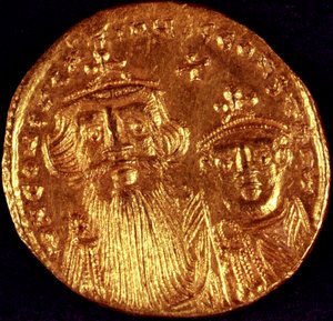 Moneda bizantina con representación del emperador de Unbekannt