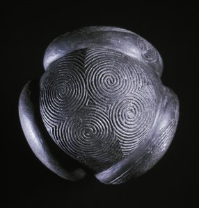 Bola tallada de Glass Hill, Towie, Aberdeenshire, Neolítico, c. 3000 a.C.