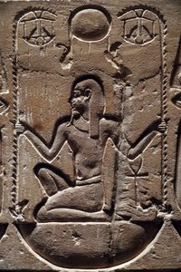 Egipto, Medamud, puerta del templo de Montu, detalle 221-205 a.C. de Unbekannter Künstler
