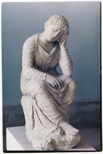 Doncella afligida, Ática, Grecia, c.330 a.C. (piedra) de Unbekannt