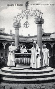 Italia, Florencia, Cartuja de Galluzzo: el pozo en el gran claustro