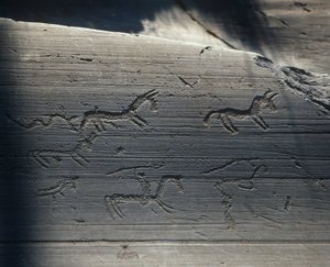 Italia, Lombardía, valle de Camonica, petroglifos en roca