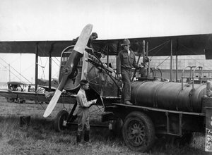 Mitchel Field (Long Island), EE.UU., 15 de julio de William M. Timlin