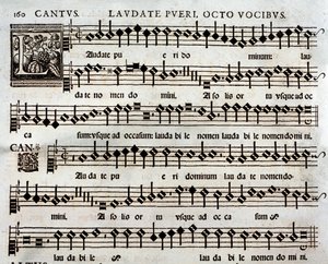 Página de la partitura del salmo Laudate pueri a 8 voces de Tomás Luis de Victoria de Unbekannter Künstler