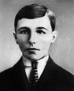 Philippe Daudet (1909-1923) hijo del diputado realista Léon Daudet, Philippe Daudet fue encontrado muerto el 24 de noviembre de Unbekannt
