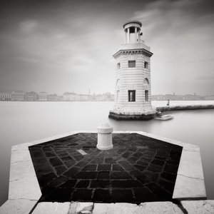 San Giorgio Maggiore, Venecia, Italia, 2014 (fotografía en B/N) de Leopold Blonder