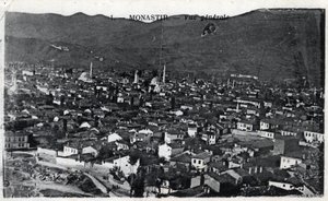 Serbia, Monastir: vista general de la ciudad, Monastir ahora se llama Bitola y está ubicada en Macedonia de William M. Timlin