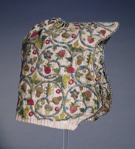 T.6-1946 Cofía de mujer, inglesa, finales del siglo XVI