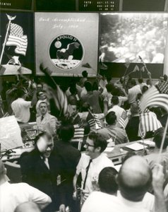 Triunfo después del amerizaje del Apollo 11