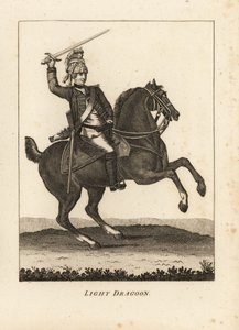 Uniforme de caballería de Dragones Ligeros, con espada, mosquete y casco