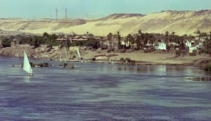 Vista sobre el Nilo con el barco Faluka Egipto, c.1979 (foto) de Unbekannter Künstler