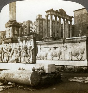 Bajos relieves de Trajano y Columna de Focas en el Foro, Roma, Italia de Underwood and Underwood