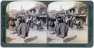 Calle Batsumati, Yokohama, Japón, 1904 de Underwood and Underwood