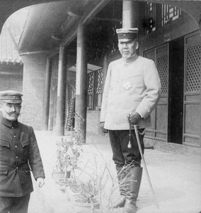 Mariscal de campo marqués Oyama Iwao, soldado japonés, Mukden, Manchuria, 1906