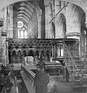 Interior de la Catedral de Glasgow, Escocia de Underwood and Underwood