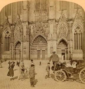 Portal principal y fachada elaboradamente ornamentada, Catedral, Colonia, Alemania, 1902