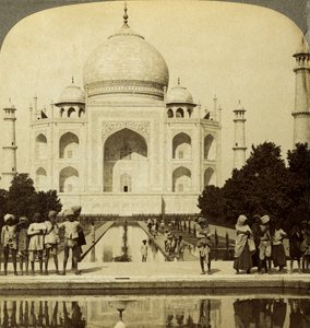 Taj Mahal, Agra, Uttar Pradesh, India de Underwood and Underwood