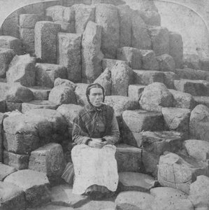La Silla de los Deseos, Calzada de los Gigantes, Condado de Antrim, Irlanda, 1887