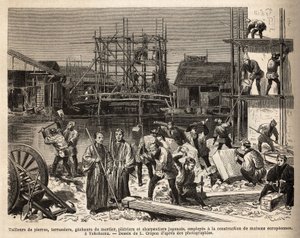 Un sitio de construcción para una casa europea en Edo (Tokio) con cortadores de piedra, terraceros, mezcladores de mortero, yeseros y carpinteros empleados allí. Grabado para ilustrar el viaje a Japón, por Aime Humbert, ministro de la Confederación Suiza, 