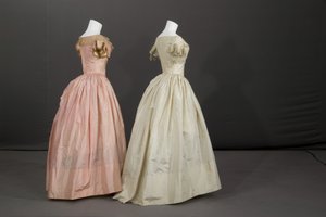 Vestido de dama de honor y vestido de niña de las flores
