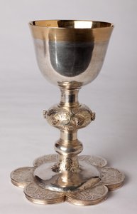 Cáliz del capellán Georges Coquere. Orfebrería, oro y plata de Unknown artist