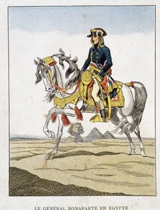 General Bonaparte en Egipto, un retrato montado frente a las pirámides y la esfinge. de Unknown artist