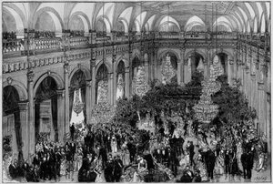 La gran sala de fiestas del Ayuntamiento de París durante la celebración anual de la municipalidad. Grabado en “Le Monde Illustré” 1885 de Unknown artist