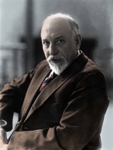 Retratos del escritor italiano Luigi Pirandello hacia 1920.