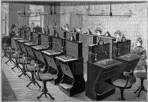 Telefonía en Suecia: sala de la central telefónica en Estocolmo. Grabado en "La Nature: revue des sciences et de leurs applications aux arts et a l