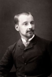 El artista Albert Maignan fotografiado con motivo del Salón de París de 1881 de Unknown
