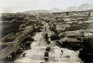Vista de la avenida Chongro en Seúl (capital de Corea) en el siglo XIX