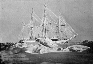 Vista del barco científico belga “Belgica” utilizado en las expediciones antárticas, atrapado en el hielo de Unknown artist