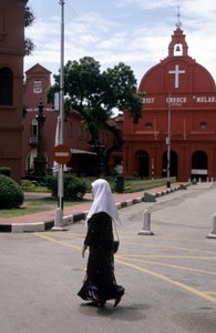 Una iglesia católica construida en 1753 en Malaca, Indonesia de Unknown artist